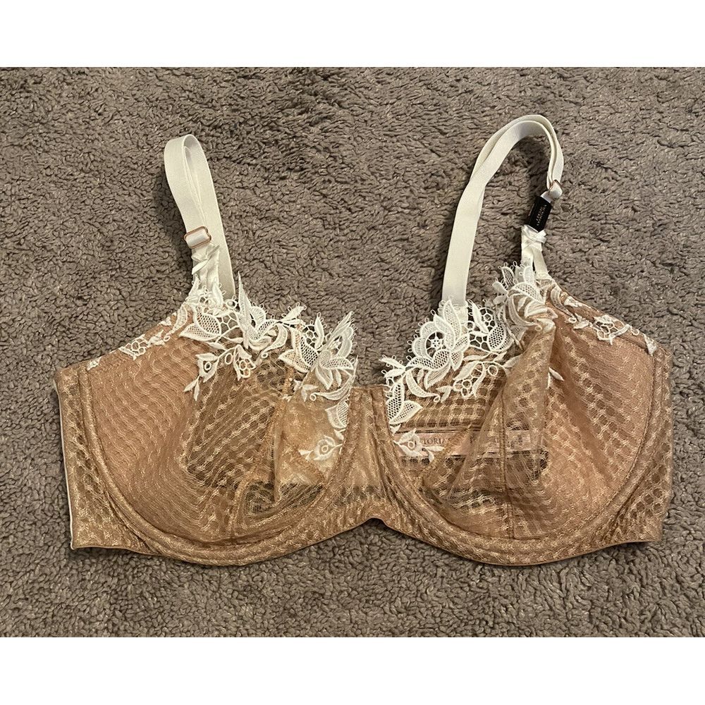 Victoria's Secret Dream Angels Push-up w/o‎ Padding Bra Nude Mesh Applique 36C